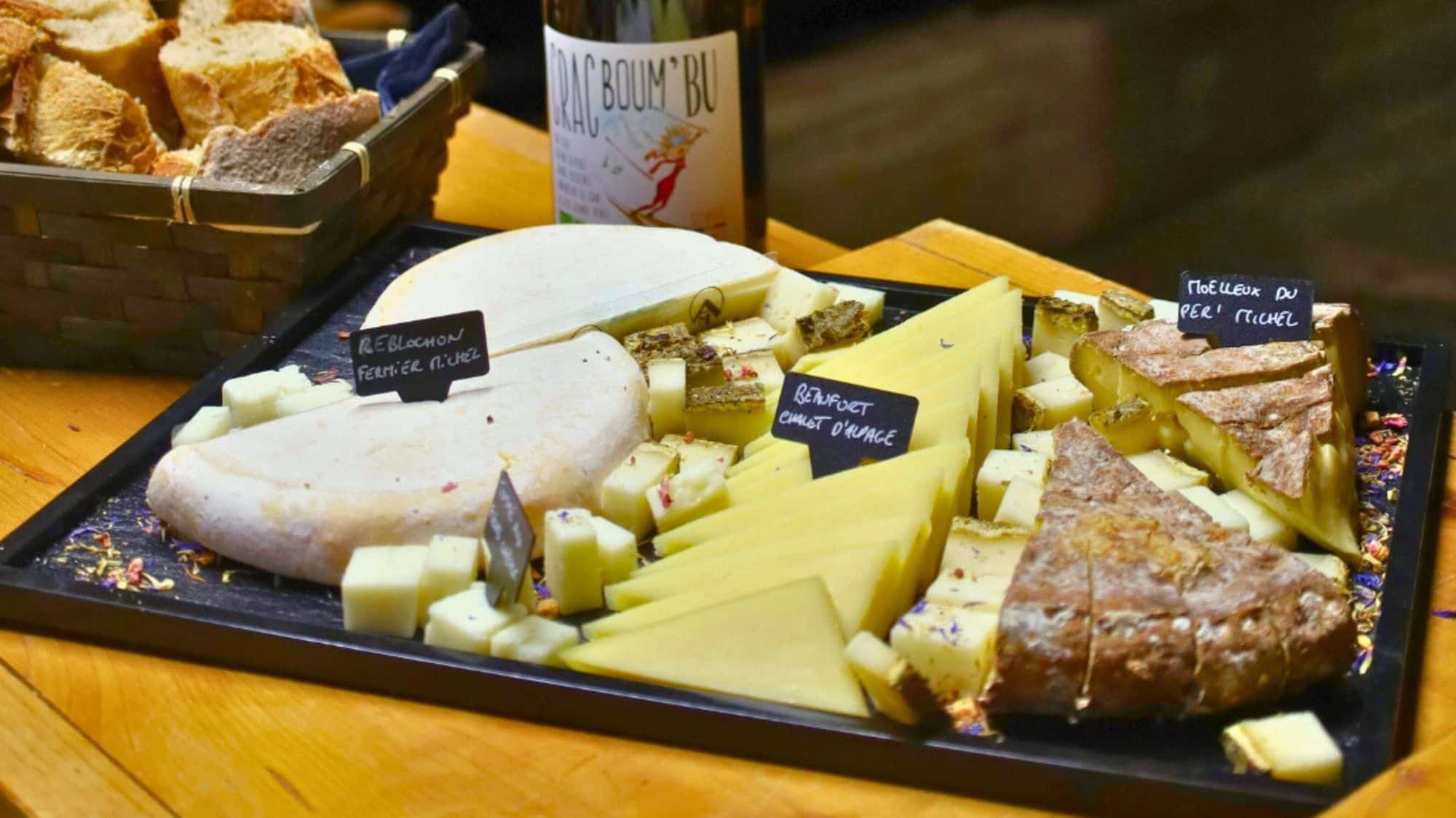 visite-cave-degustation-fromages-vins-annecy